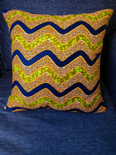 Load image into Gallery viewer, Pillow Ready Made Wavy